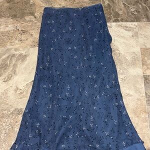 Vintage 90s Floral Blue Maxi Skirt. Jaclyn Smith. Size 6